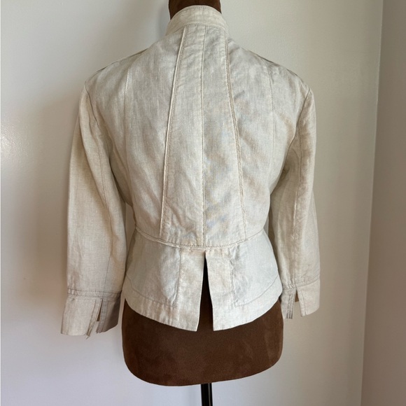 White House Black Market Cream Linen Buttoned Blazer - Picture 2 of 3